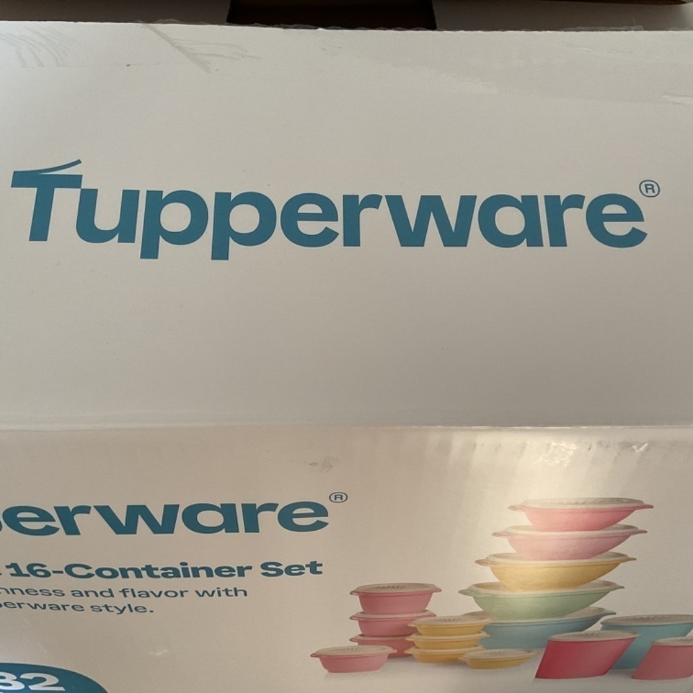 New with box Tupperware Heritage Collection 32 Piece Food Storage Container Set - Picture 5 of 14